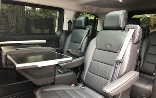 Dịch Vụ Xe 7 Chỗ Cao Cấp Hạng Sang Tại Bình Dương